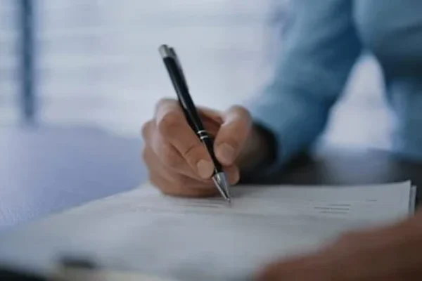Penandatanganan dokumen legal